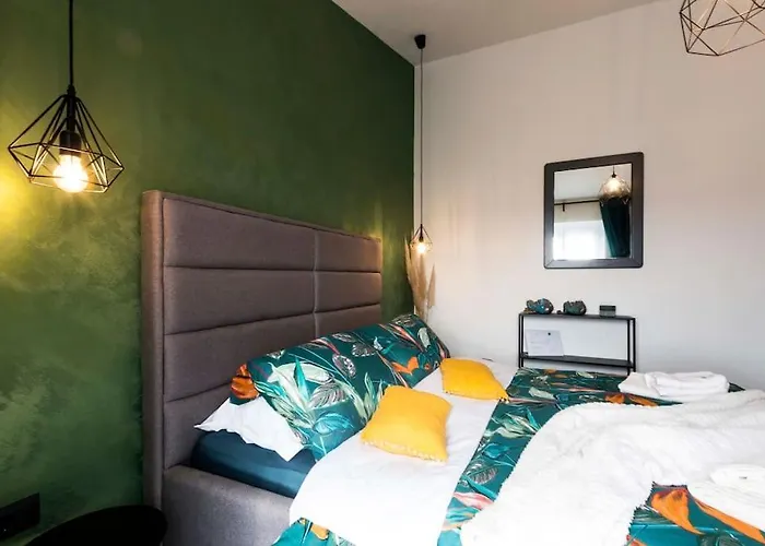 Smaragd Apartment *